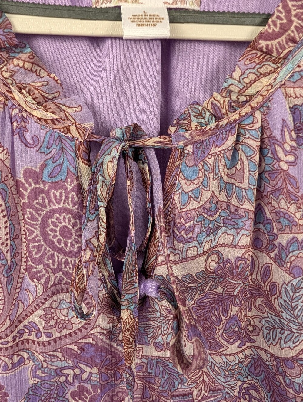 Land of the Free Lavender Paisley Boho Maxi Dress Size L Flutter Sleeve A-128 - Picture 5 of 16